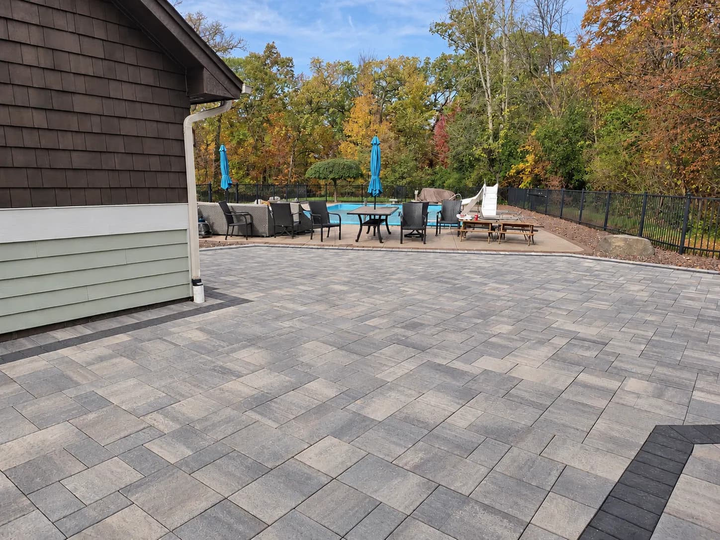 Gallery photos for Large-Scale Paver Patio with Pool Deck Connection: Image #2