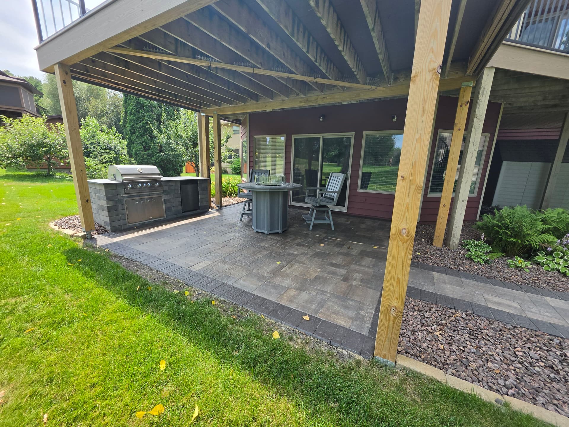 Gallery photos for Built-In Grill Island and Paver Patio in New Prague: Image #2