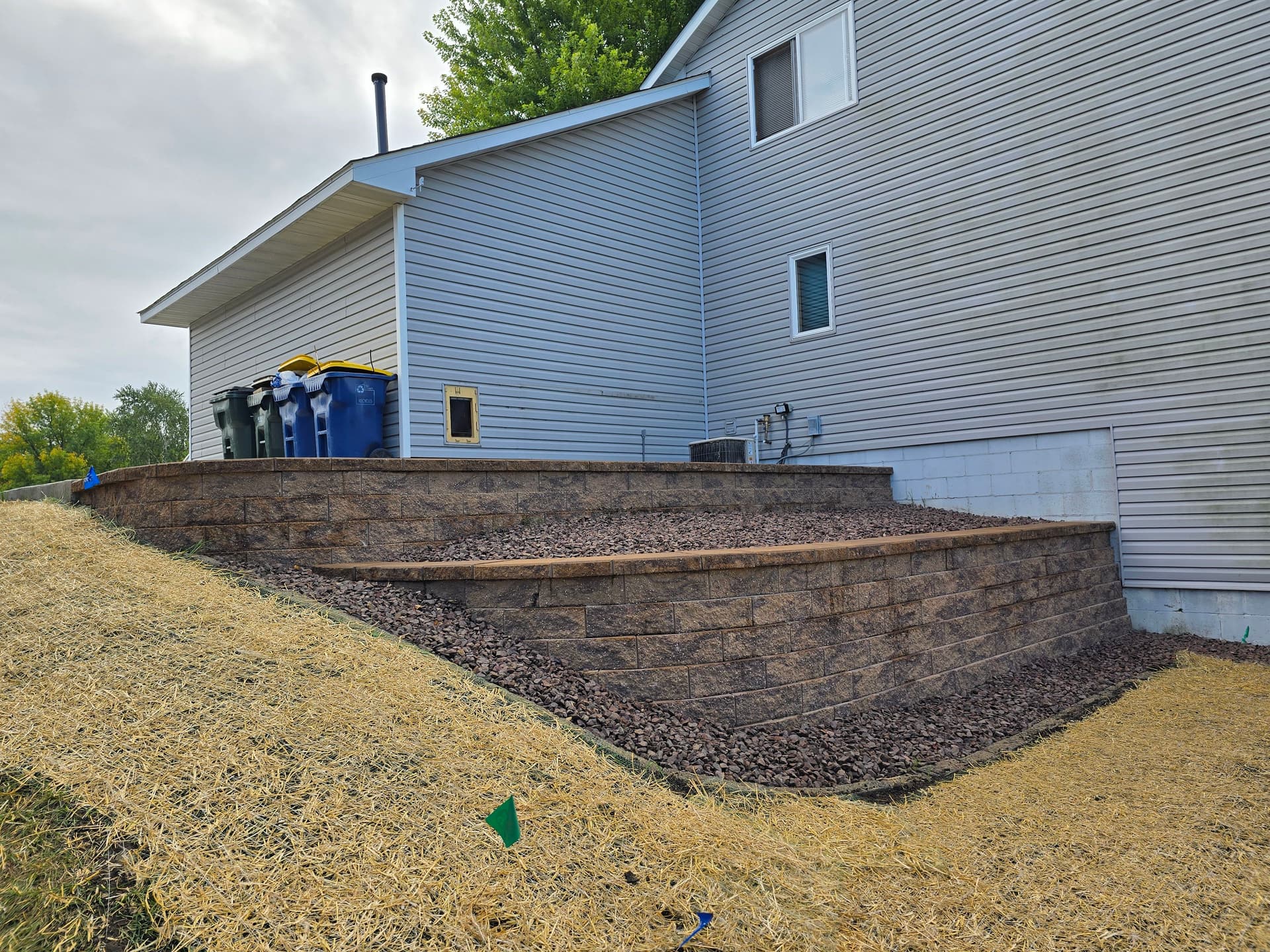 Gallery photos for Modular Block Retaining Walls Shaping Slopes in Lakeville, Prior Lake and Chaska: Image #1