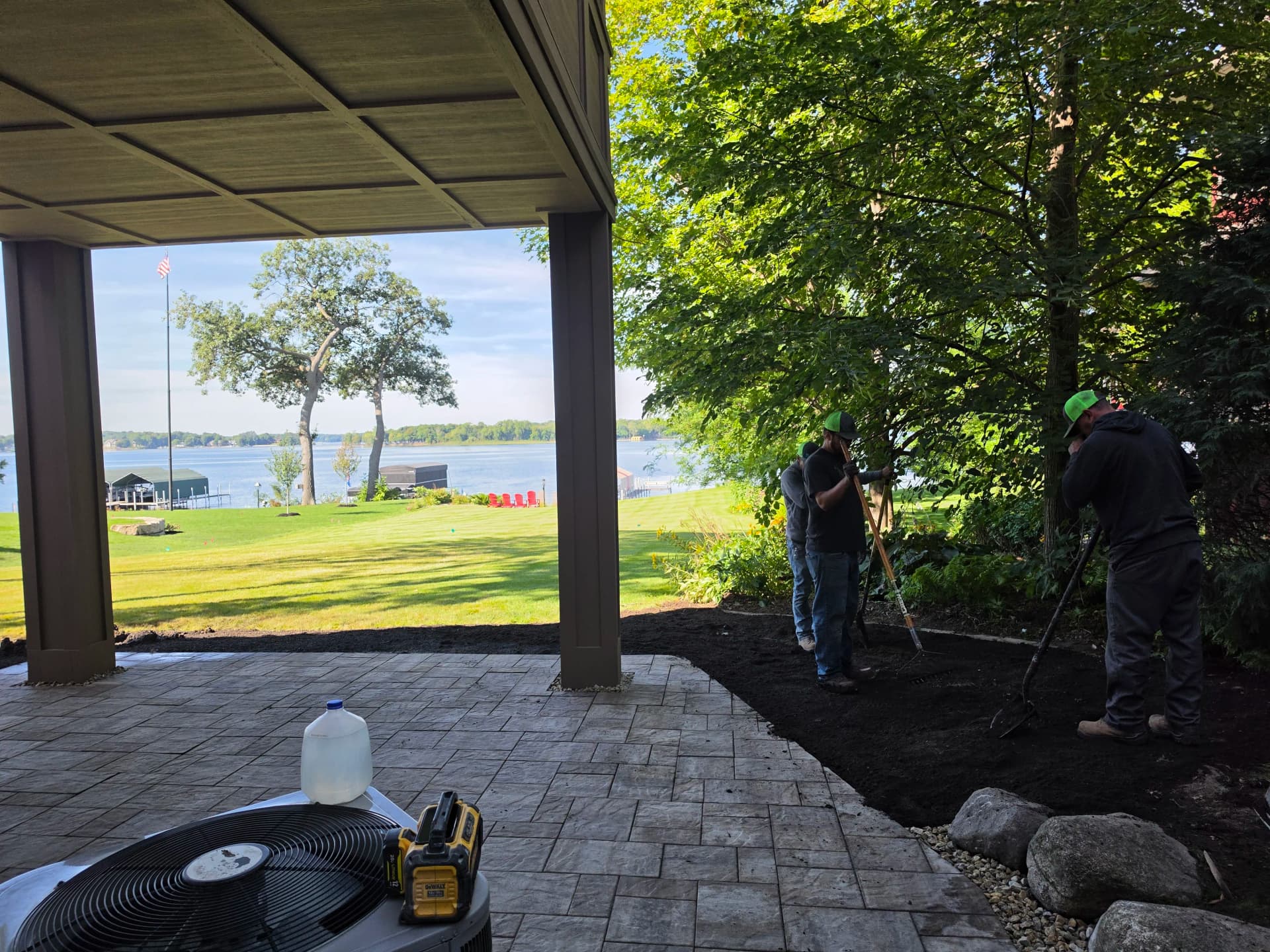 Gallery photos for Paver Patio Done Right on Lake Minnetonka: Image #3