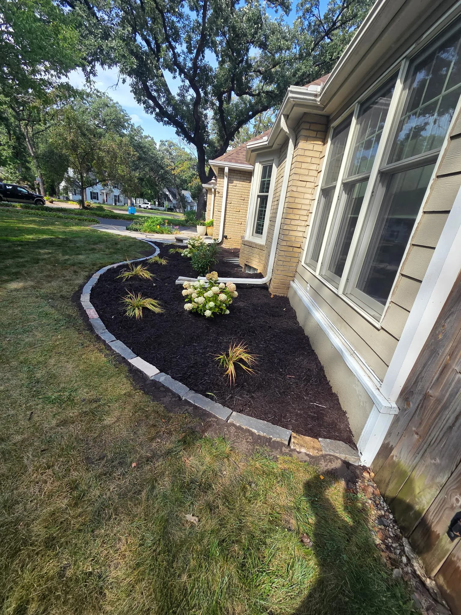 Gallery photos for Fresh Planting Beds and Chilton Stone Edging in Richfield MN: Image #1