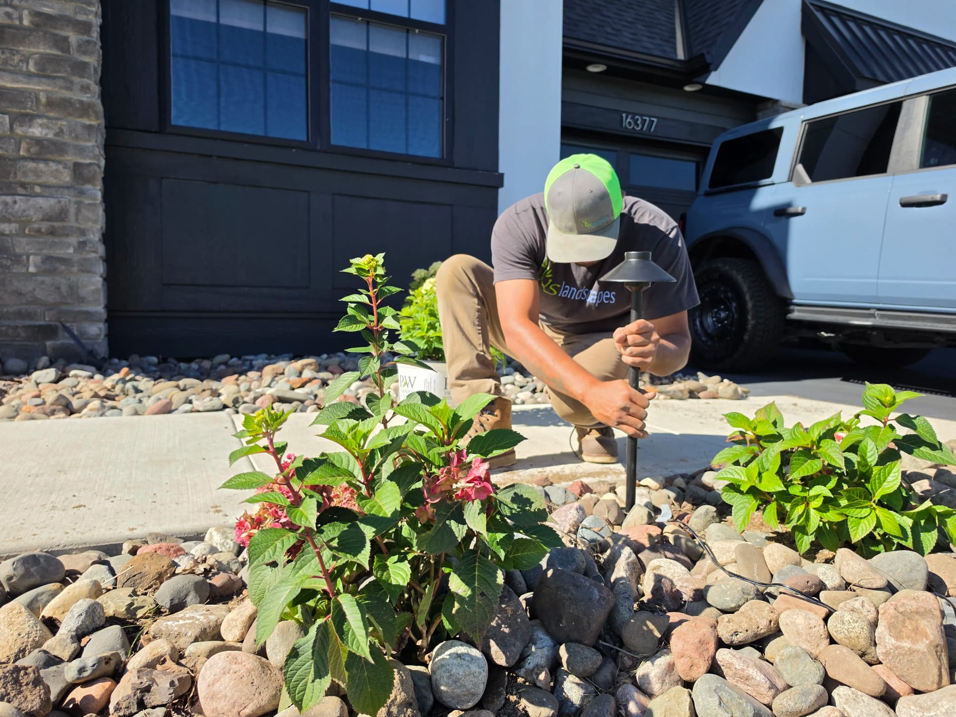 Gallery photos for Foundation Planting Beds, Smart Curb and Landscape Lighting in Lakeville: Image #2