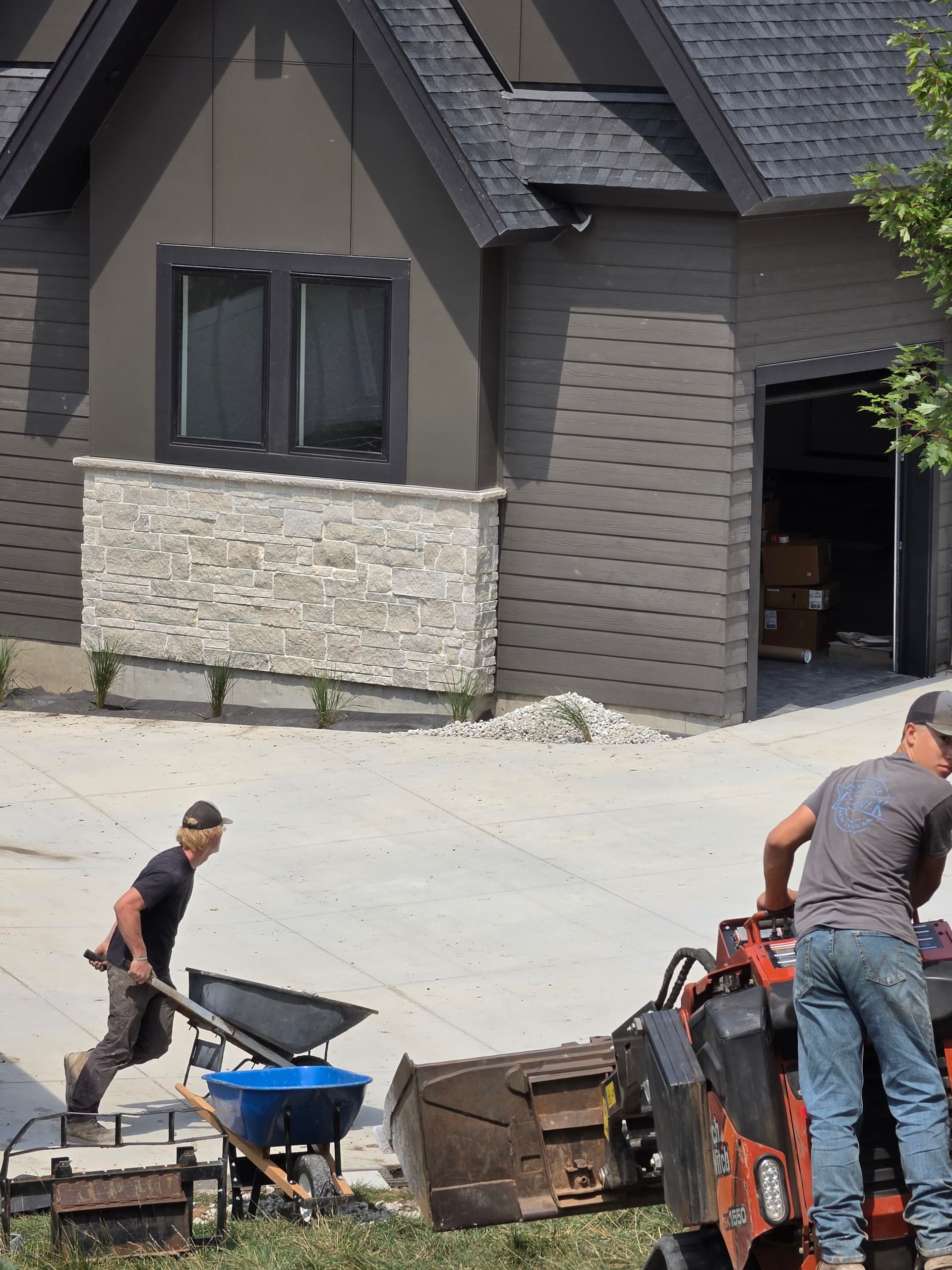 Gallery photos for New Construction Landscape Install in Prior Lake MN: Image #1