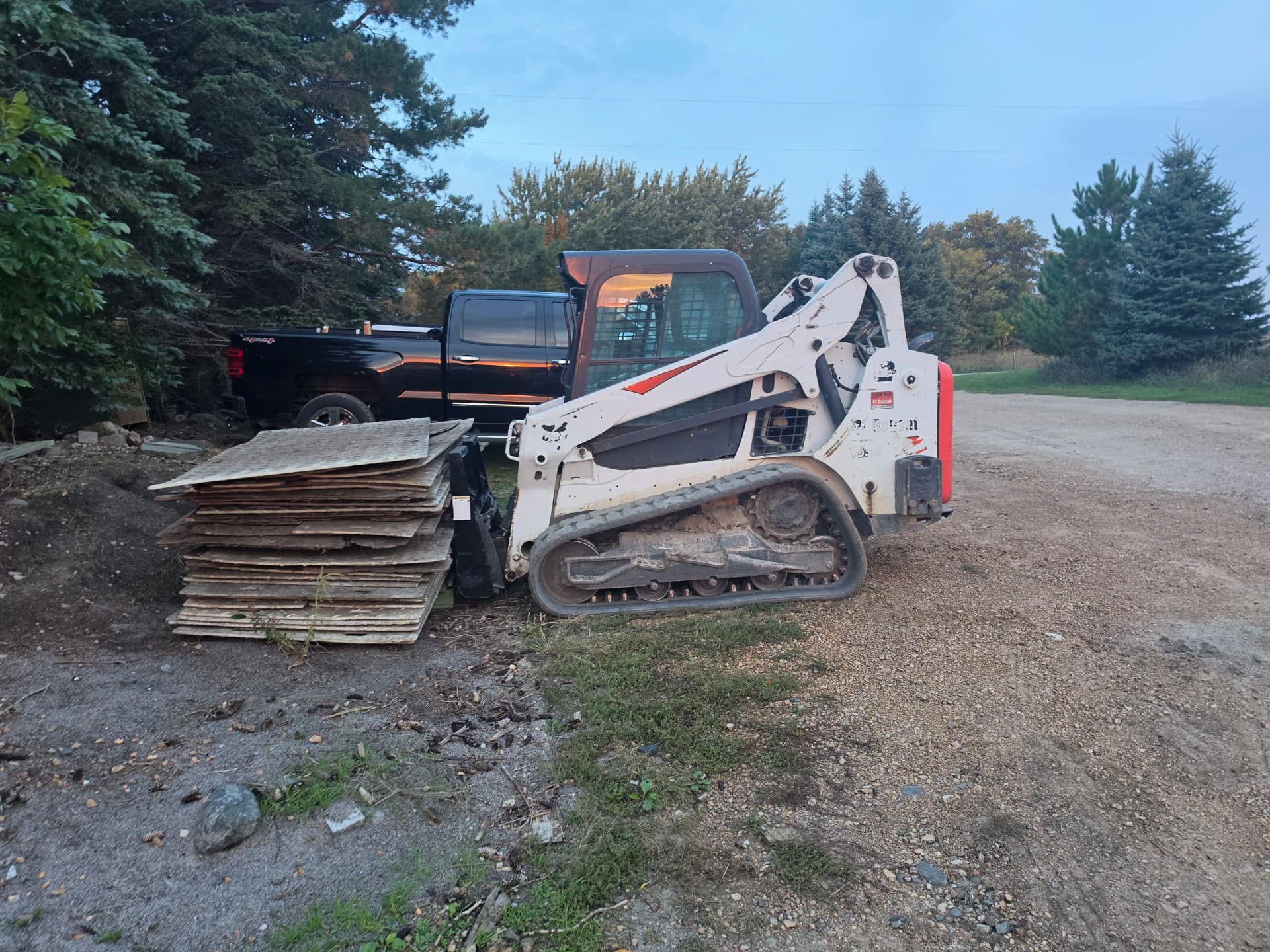 Gallery photos for NS Landscapes Crews Are Loaded Up and Ready to Roll: Image #3